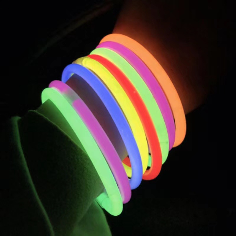 Fluorescent stick wholesale disposable Silver Stick party toy fluorescent bracelet concert cheer props fluorescent stick