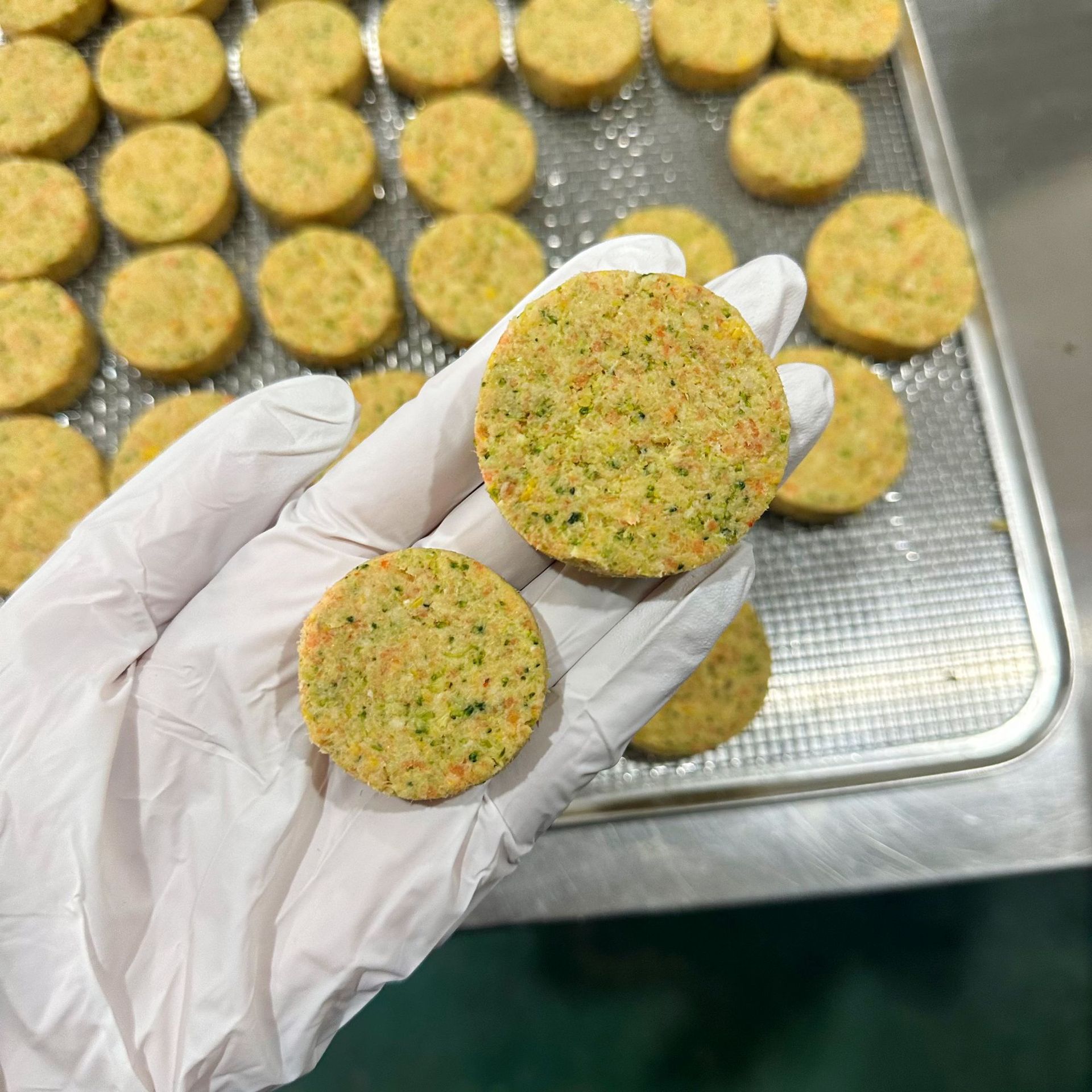 Handmade Pet Snacks, Golden Bears, Hamster Food Supplement Cakes, Supplementary Nutrition, Vegetable Chicken Breast for Weight Gain