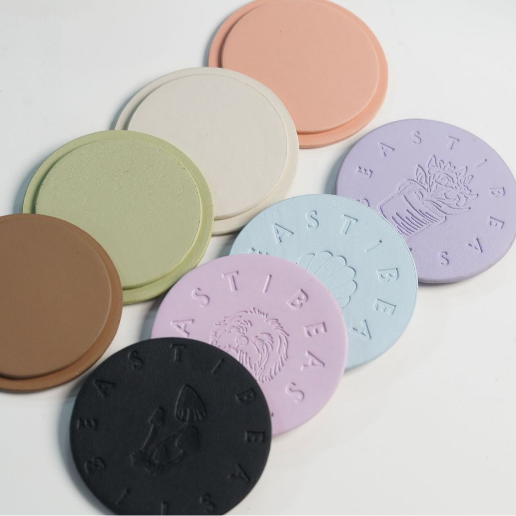 Factory Direct Sales Scandinavian Style Round Pu Coasters Leather Insulated Placemats Square Coffee Coasters Production