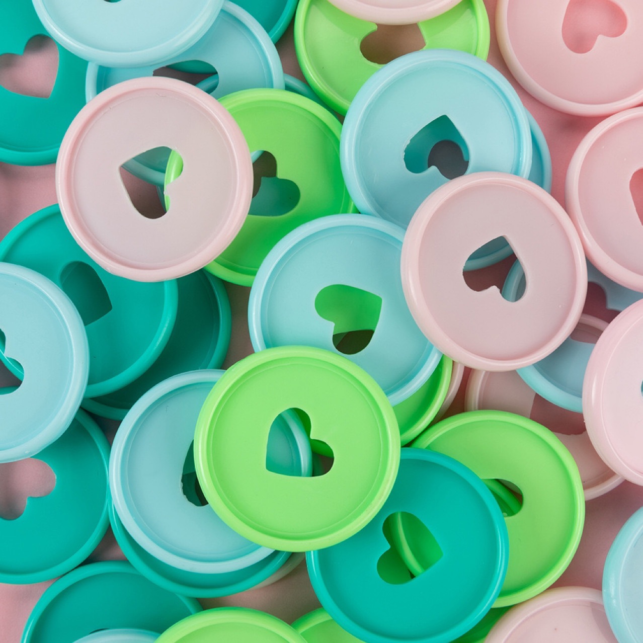 Новая 24мм грибовидная дырка блокнота с рассыпными листами, пластиковая кнопка, 28мм цветная пряжка с вырезом в форме сердца