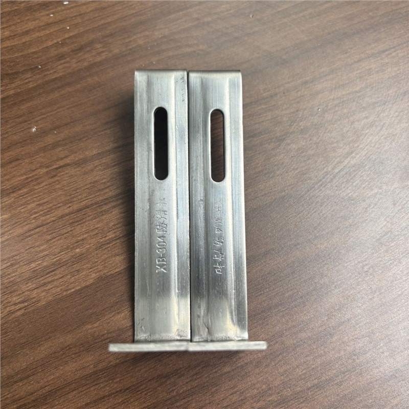 100 Pieces of 100 Long, 2.0 Thick, 20 Wide Stainless Steel Anti-Slip Hooks for Glazed Tiles, Special Snow-Proof Hooks