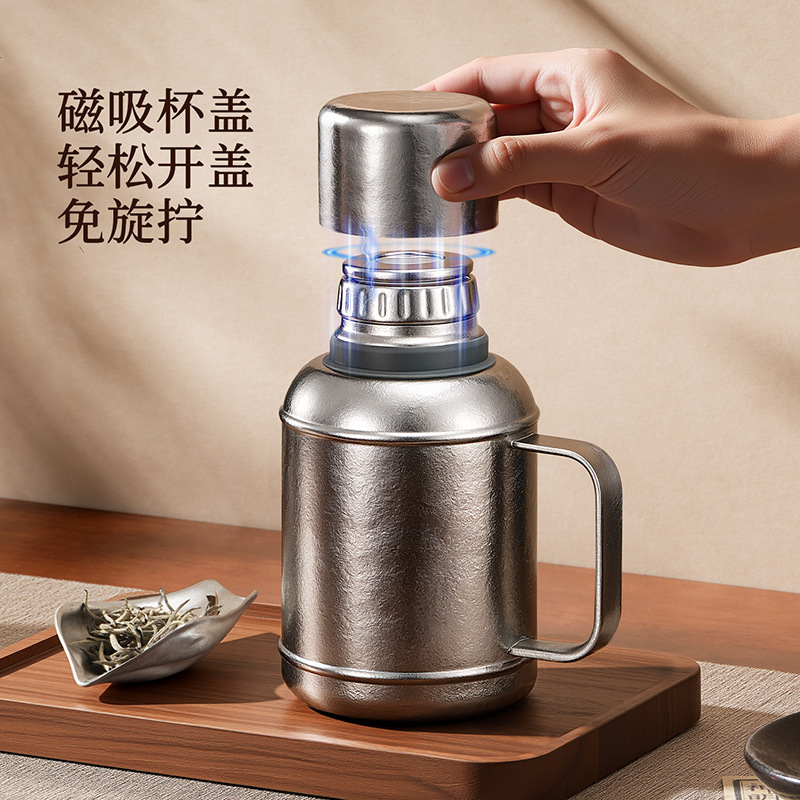 Pure Titanium Tea Brewing Thermos, Antibacterial, Keeps White Tea Fresh, One Pot with Three Cups, 600ml Tea Brewing Pot, Temperature Display Inside and Outside, Titanium Pot