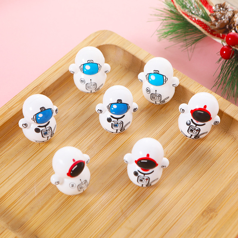 Cartoon Mini Astronaut Tumbler Toy Cartoon Cute Ornament Children's Small Toy Street Stall Small Gift