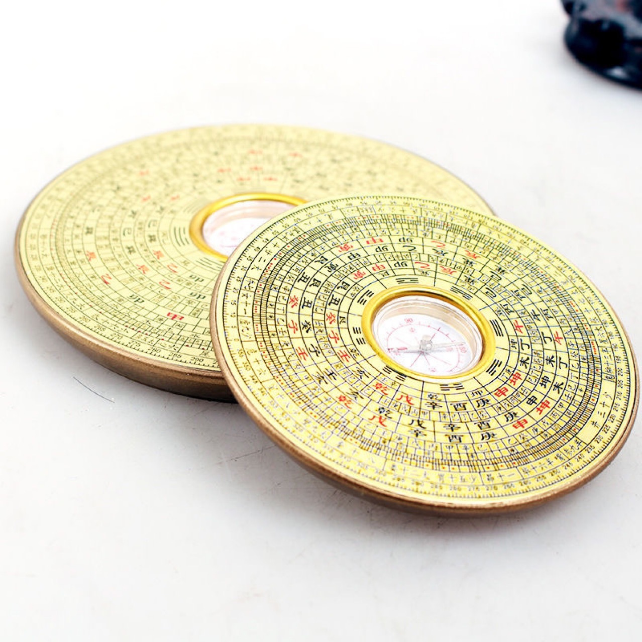 Manufacturer Wholesale Feng Shui Compass, Comprehensive Compass, Compass Instrument, Large and Small Imitation Copper Feng Shui Ornaments