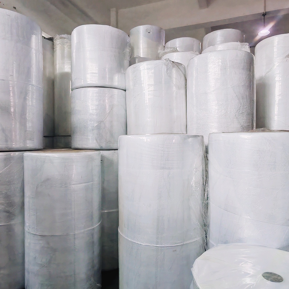 Spunlace non-woven cotton 40g50g60g70g80g large in stock cotton clothing shoes bag auxiliary material 150 meters