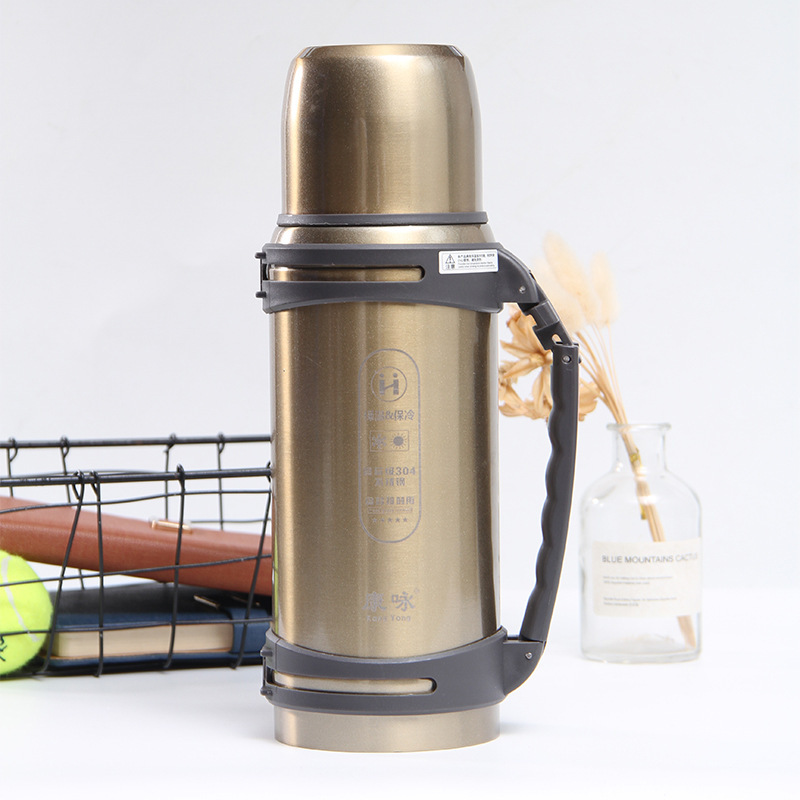 304 Stainless Steel Simple Travel Pot Outdoor Travel Pot Portable Gift Cup Large Capacity Vacuum Thermos Wholesale