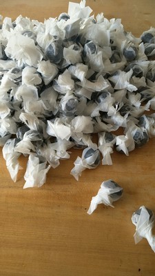 Thickened package Chinese medicine pill wrapping paper big Hawthorn pill Sesame pill oil absorbent honey pill wrapping paper wax glossy paper food grade