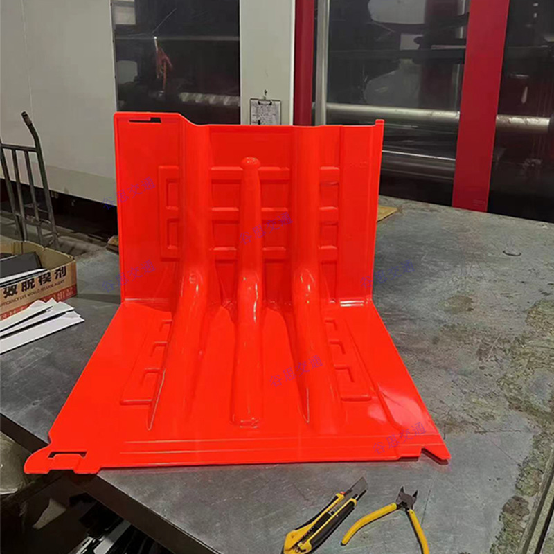 Flood Control Emergency L-type ABS Plastic Water Retaining Board Household Waterproof Flood Control Underground Garage Household Thickened Flood Control Board