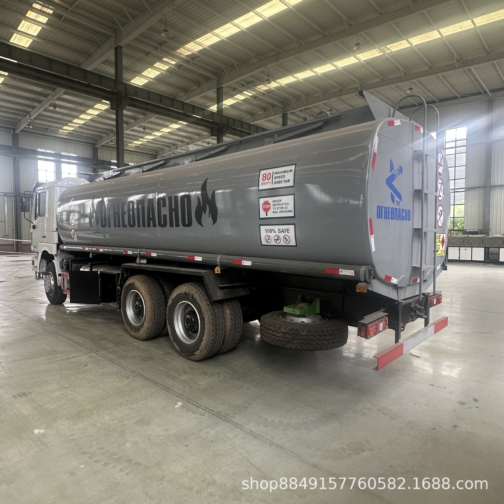 Cross-Border Direct Sales Shacman F3000 6*4 25 Cubic Meter Stainless Steel Oil Tanker Mobile Fuel Truck