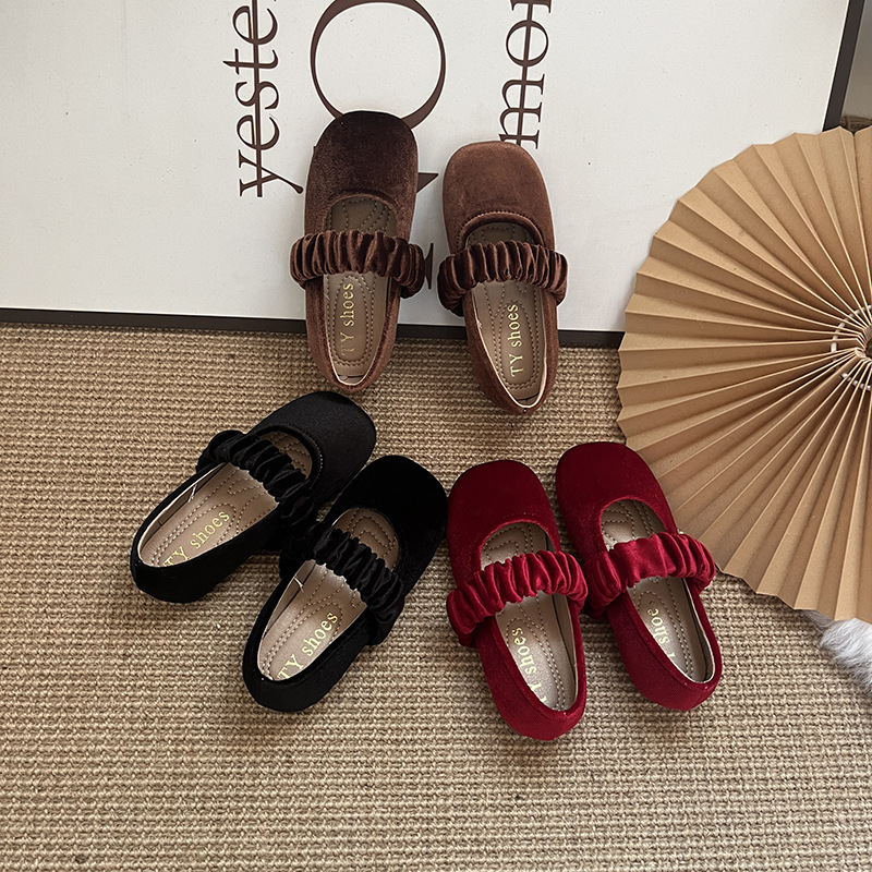 Basala Children's Shoes Girls' Princess Shoes South Korea Velvet Bean Shoes Children's Western-style All-match Soft Bottom Shallow Mouth Single Shoes