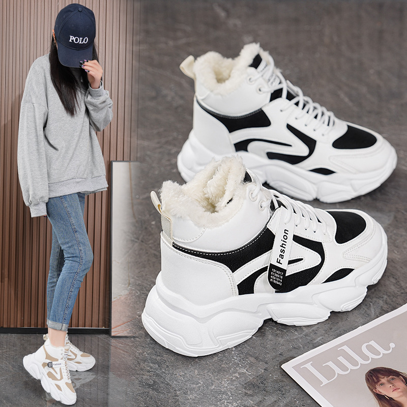 Кроссовки для женщин с флисовой подкладкой, 2025, зимняя новая корейская версия, теплые высокие кроссовки, хлопковые туфли для студентов, модные туфли Ins