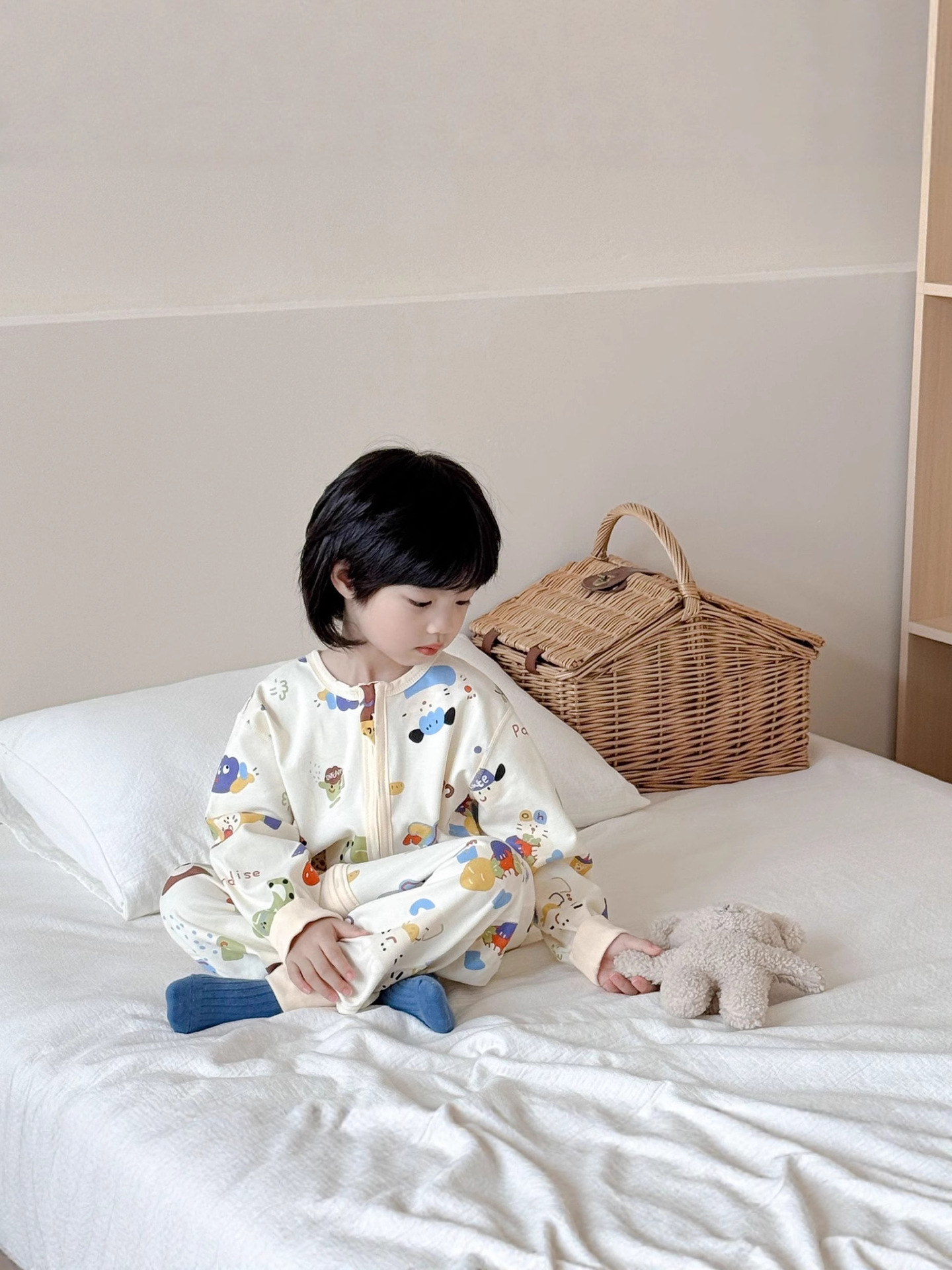 25 Cartoon Seamless Double-Layer Cotton Wool Long-Sleeved Sleeping Bags, Crawling Clothes, Anti-Kick Quilts, Home Clothes, Sleeping Bags for Children and Middle-Aged Children