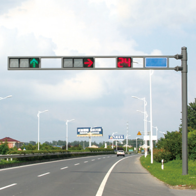 Traffic Monitoring Signal Pole Electronic Police Traffic Sign Pole Monitoring Pole Road Card Traffic Light Signal Pole
