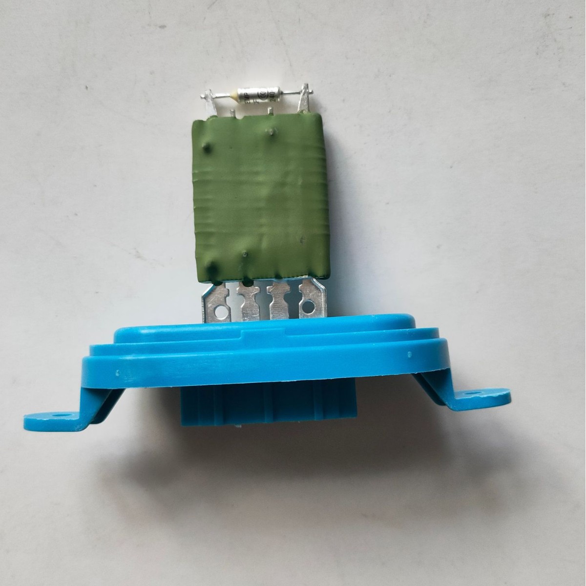 Применимо к Lada сопротивление вентилятора сопротивление кондиционера