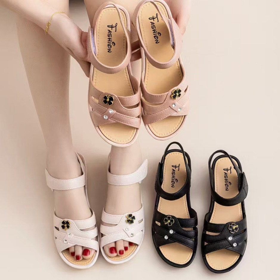 Summer New Fashion Women's Wedge Sandals Non-Slip Wear-Resistant Outer Wear Breathable Thick-Soled Mom Sandals Wholesale