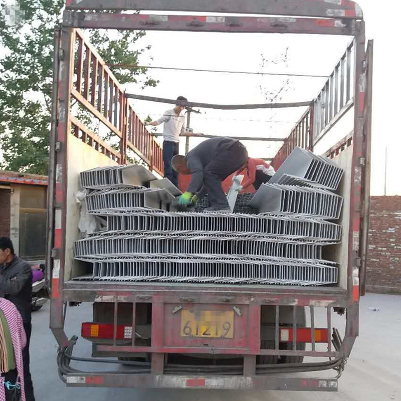 Strawberry Stereo Planting Trough pvc Elevated Soilless Cultivation Strawberry Tomato Seedling Hydroponic Trough Strawberry Planting Trough Frame