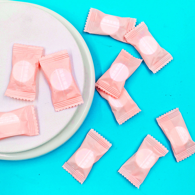 Disposable Compressed Towel Candy White Facial Cleansing Towel Small Square Towel Portable Hotel Travel Compressed Towel