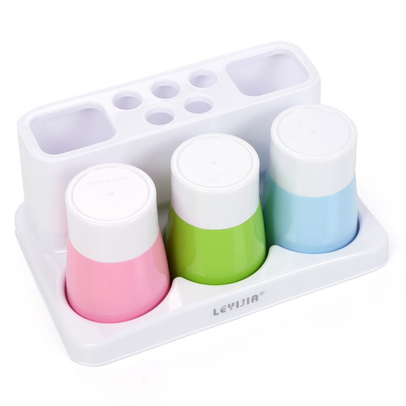 Toothbrush Holder Set, Stylish, Simple and Creative, Family of Three, Mouthwash Cup, Three-Cup Washing Set