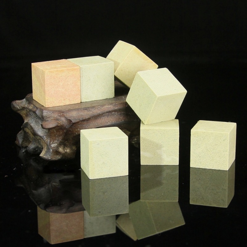 New mine practice chapter 2*2*2CM stone seal material qingtian stone seal beginner calligraphy stone seal cutting seal material