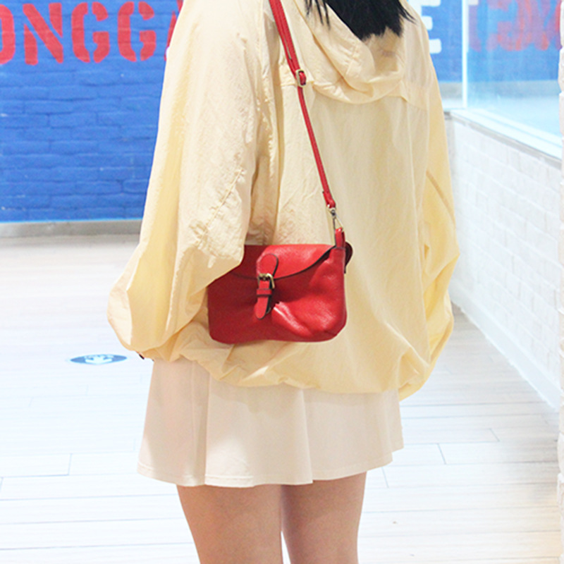 Новая сумка из первой слоя коровьей кожи, маленькая сумочка для мобильного телефона, сумка на плечо в корейском стиле, ретро художественная маленькая кроссбоди сумка