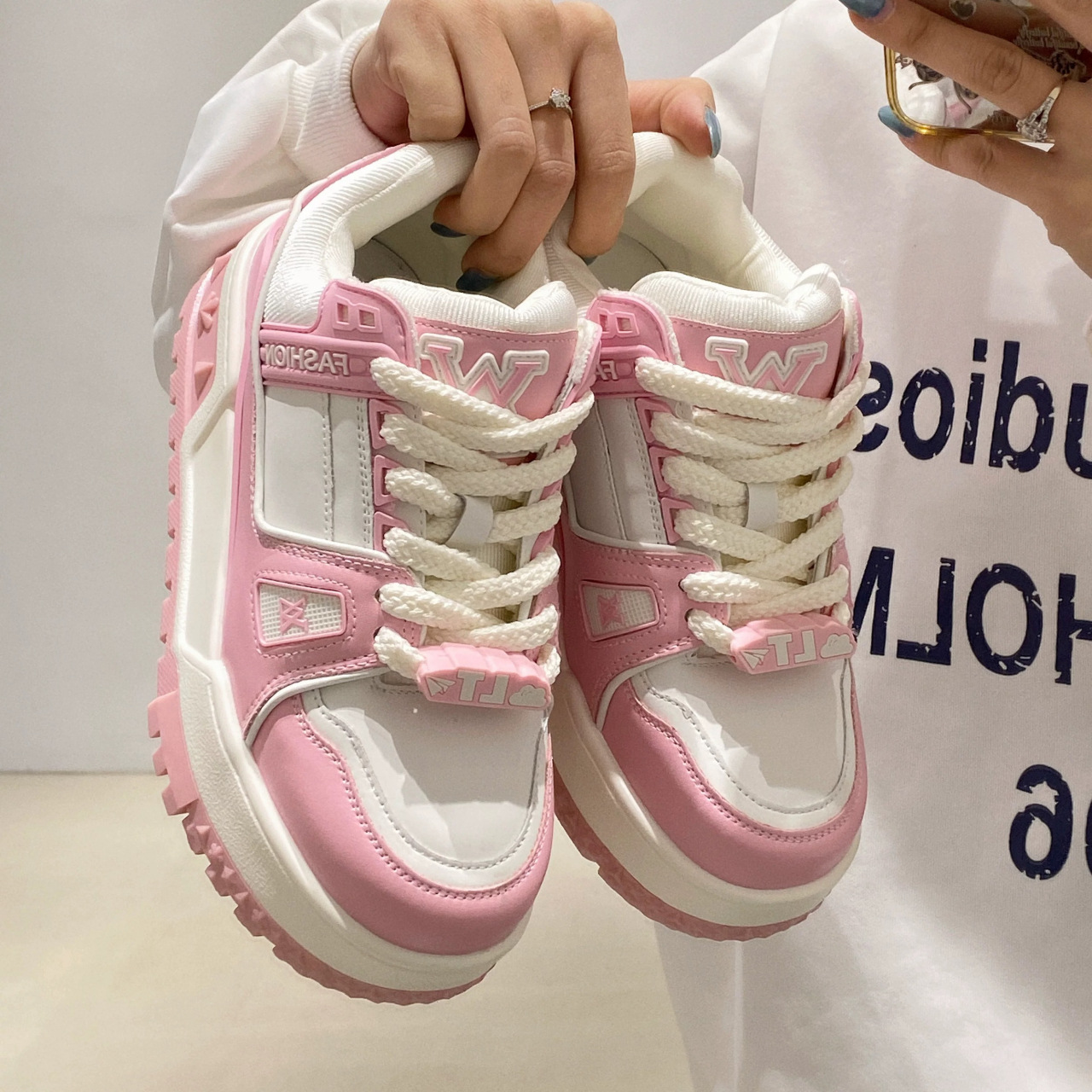 Модные универсальные женские платформенные кроссовки с дизайном спортивной обуви и увеличением высоты