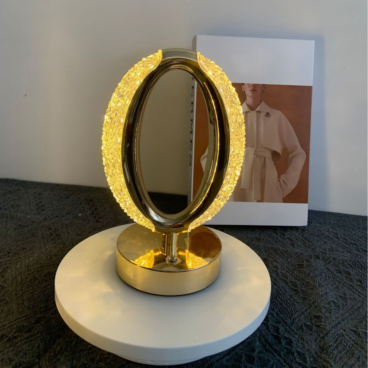 Cross-border Explosions Crystal Table Lamp Bedroom Bedside Table Lamp Runway Decorative Table Lamp Creative Living Room Touch Nightlight