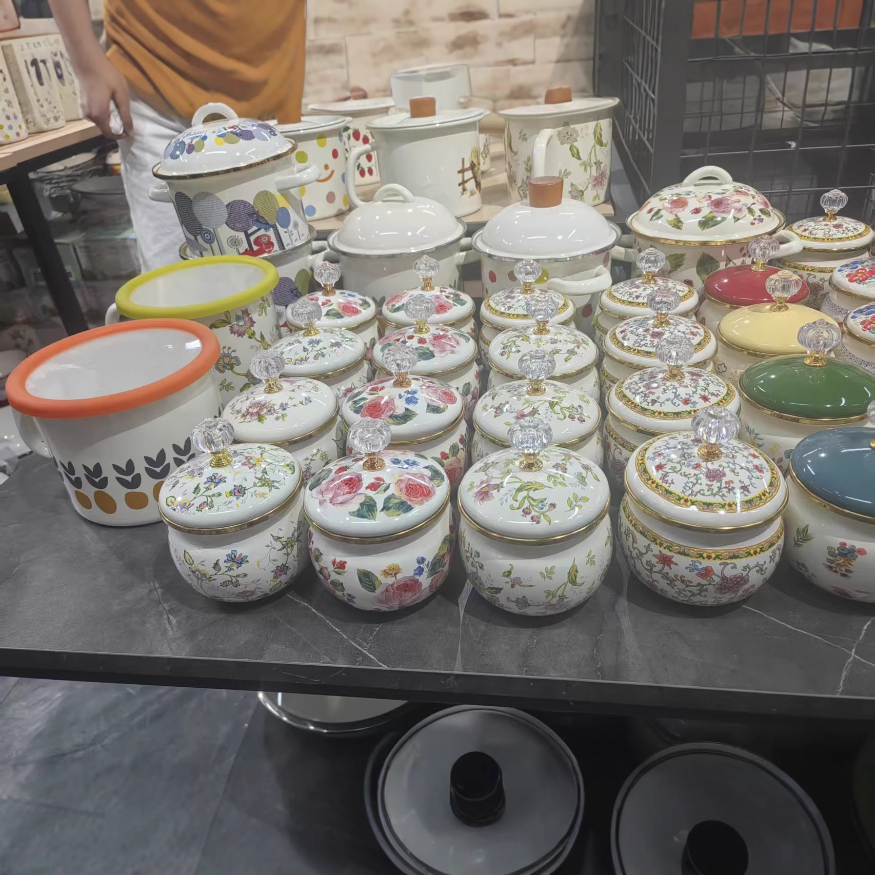 Enamel Enamel Jar with Lid, Oil Jar, Sugar Jar, Coffee Cup Pot, High Temperature Resistant, No Layer, Seasoning Spice Jar, Household Tea Jar