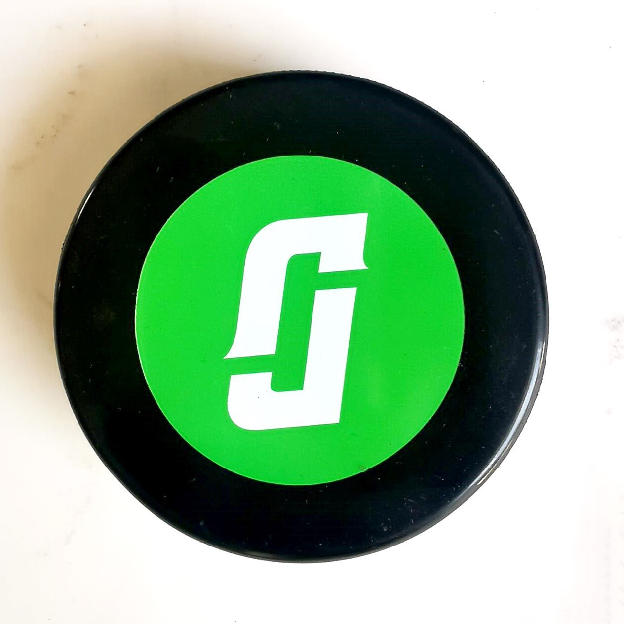 Hockey Training Ball Wear-Resistant and Heat-Resistant Rubber Hockey Ice Training Solid Ice Hockey with Picture Printing Logo Multi-Color