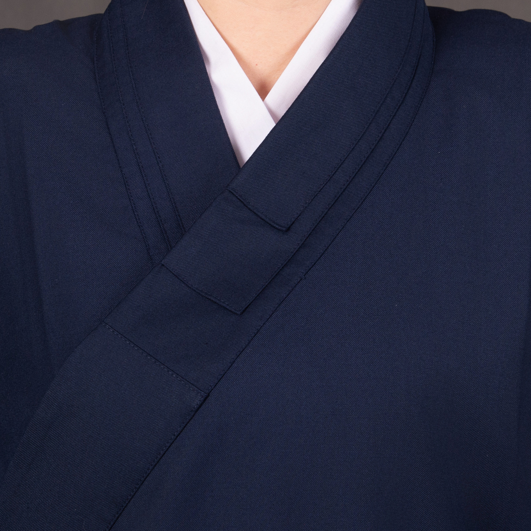 Spring and Autumn Style Taoist Robe, Long Robe, Taoist Attire, Monk's Clothing for Men and Women, Diagonal Collar Monk's Robe, Navy Blue Practice Robe, Long Robe