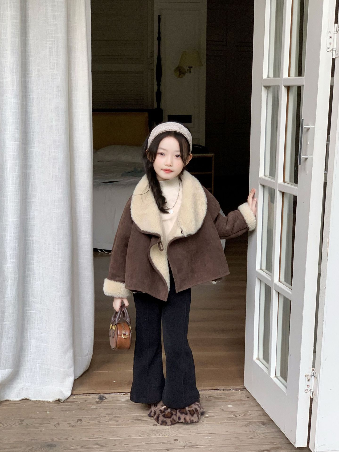 Girls' Suede Jacket 2025 Autumn and Winter Kidsren's Korean Style Foreign Style Baby Girl's Fur Integrated Thickeneded Warm Top