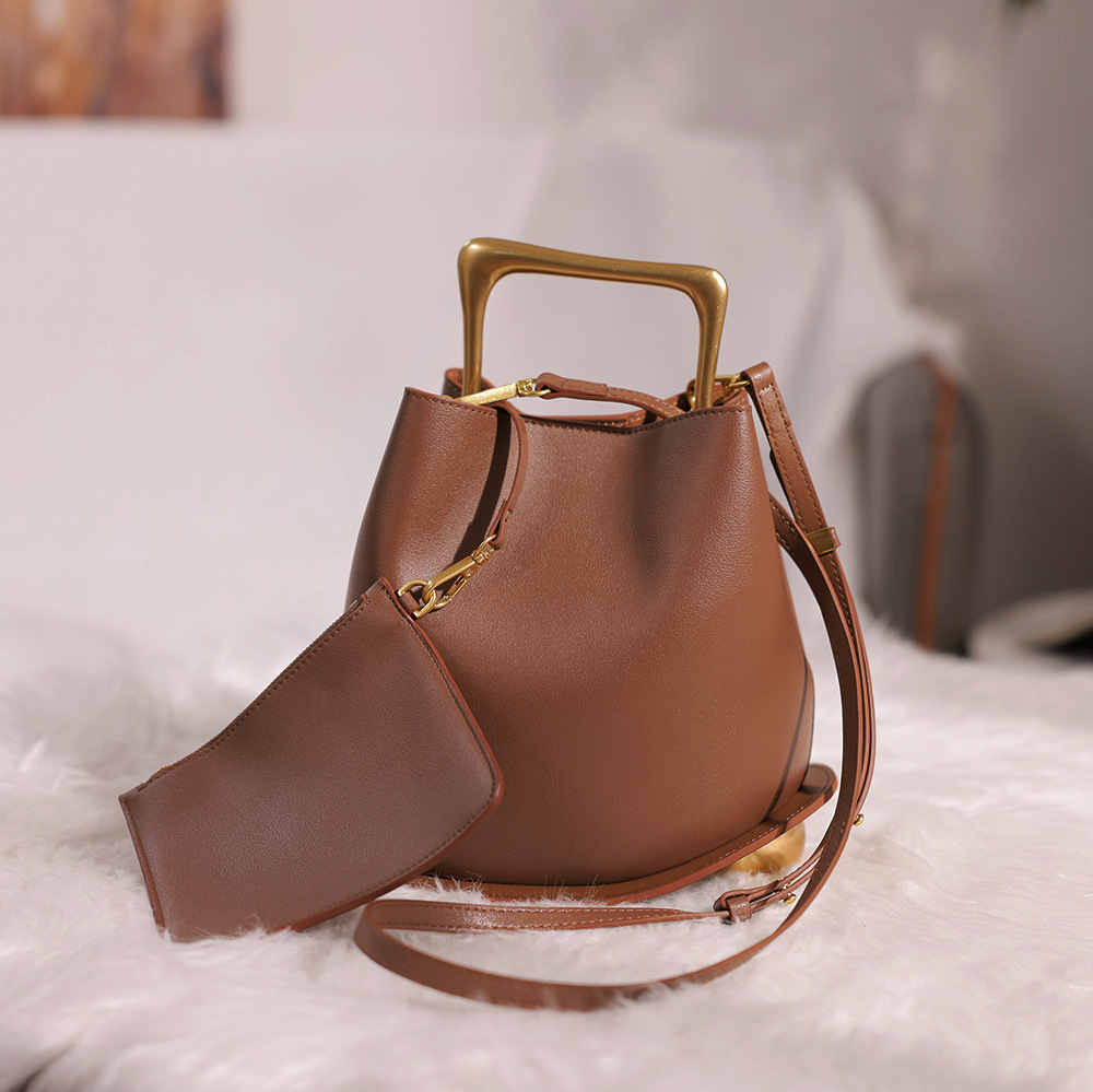 2025 New Imported Genuine Leather Women's Bag, High-End Commuter Tote Bag, Multifunctional Commuter Handbag, Bucket Bag