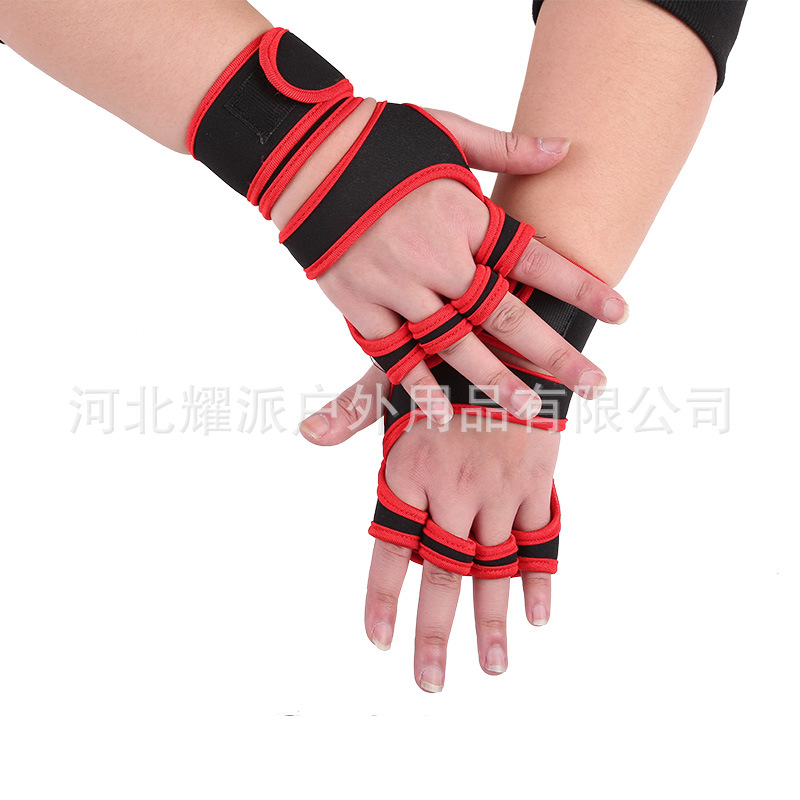 Wholesale Four Seasons Men's Fitness Gloves Wrist Guards Cycling Gloves Barbell Weightlifting Protective Half Finger Gloves Women