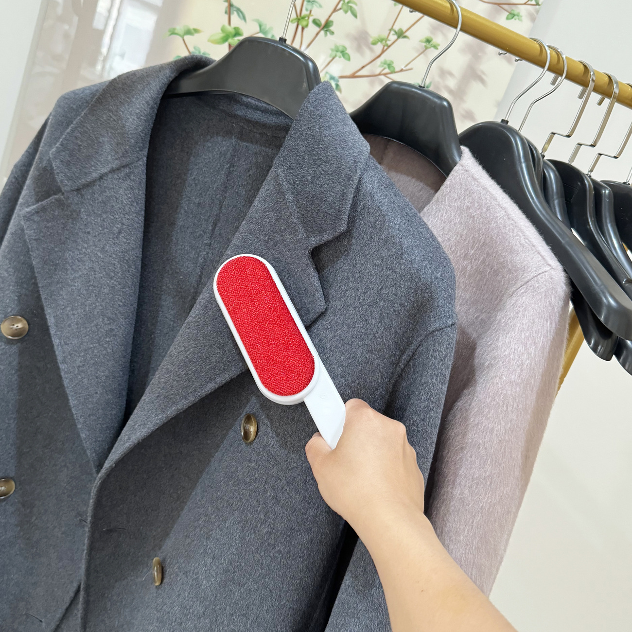 Cashmere Woolen Coat Brush Clothing Dehairing Brush Dust Removal Brush Hair Removal Brush Hair Remover Double-Sided Electrostatic Brush