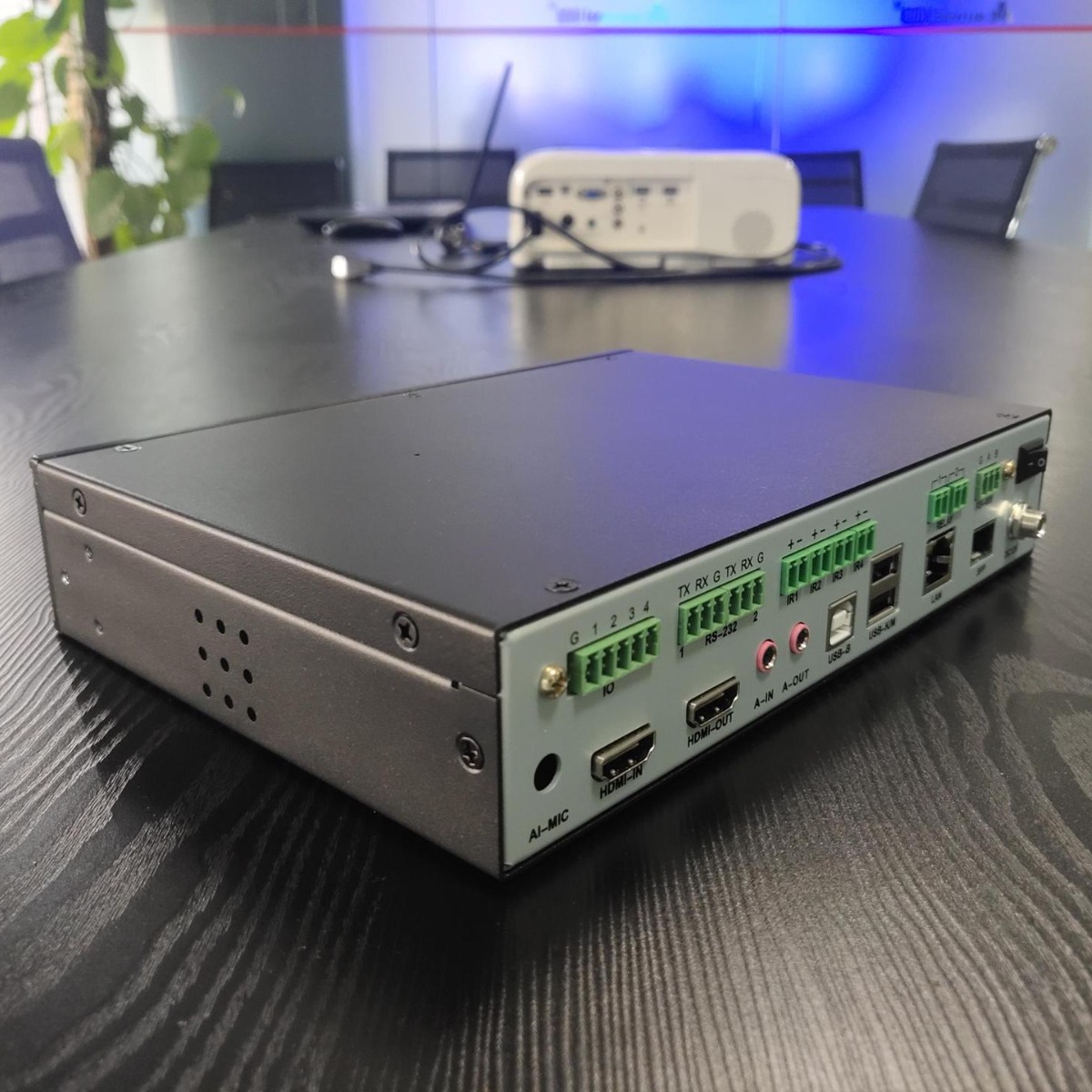 Distributed Node Control System Enterprise 4K High-Definition Visual Security Monitoring Dual-Input and Output Host