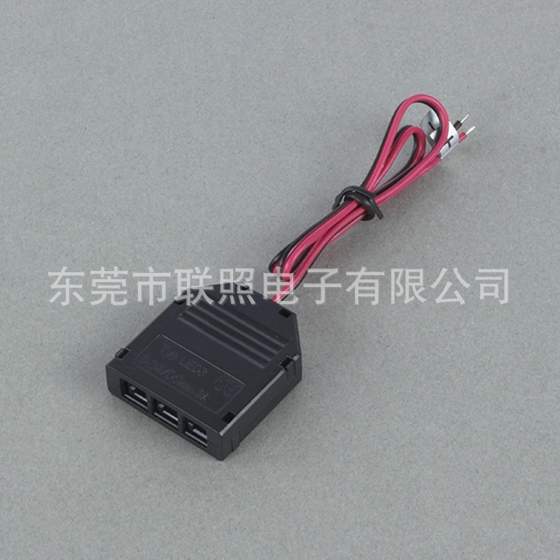 Lamps DuPont three-hole junction box DuPont interface cabinet lamp junction box wardrobe lamp wine cabinet lamp junction box manufacturer