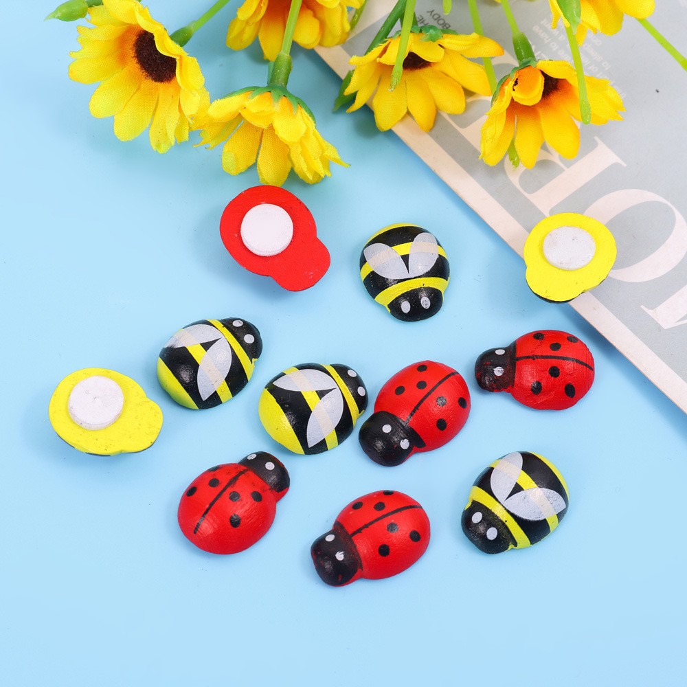 Spot various specifications mixed color Moss micro landscape simulation wooden beetle seven stars ladybug beetle