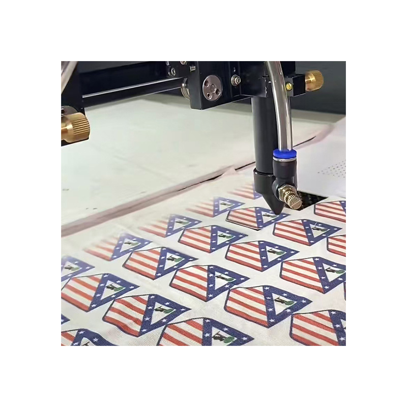 Develop laser slicing, develop clothing slicing, punch, carvings, camera positioning, slicing