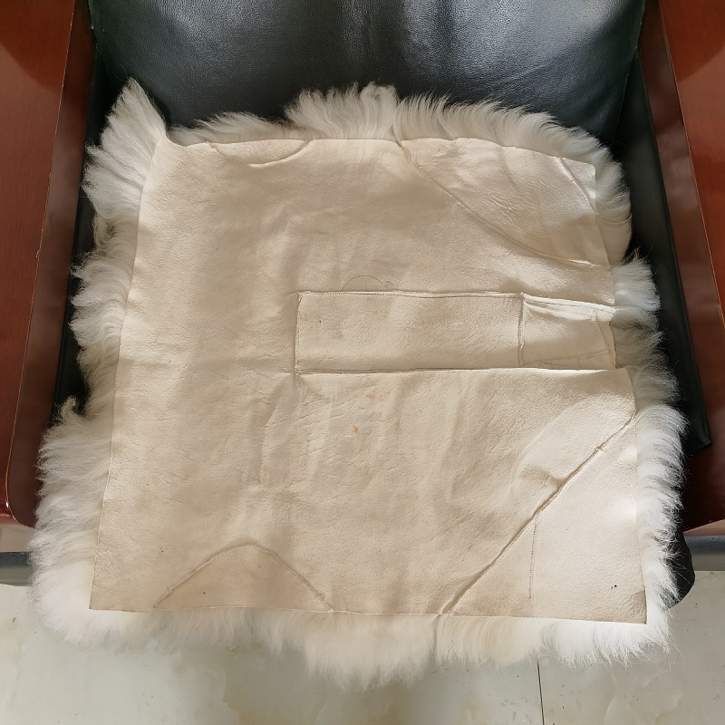 Factory Wholesale Wool Cushions, Fur Sofa Cushions, Lambswool Household Car Cushions, Chair Cushions, Cattails, Warm Dry Cleaning Whole Leather