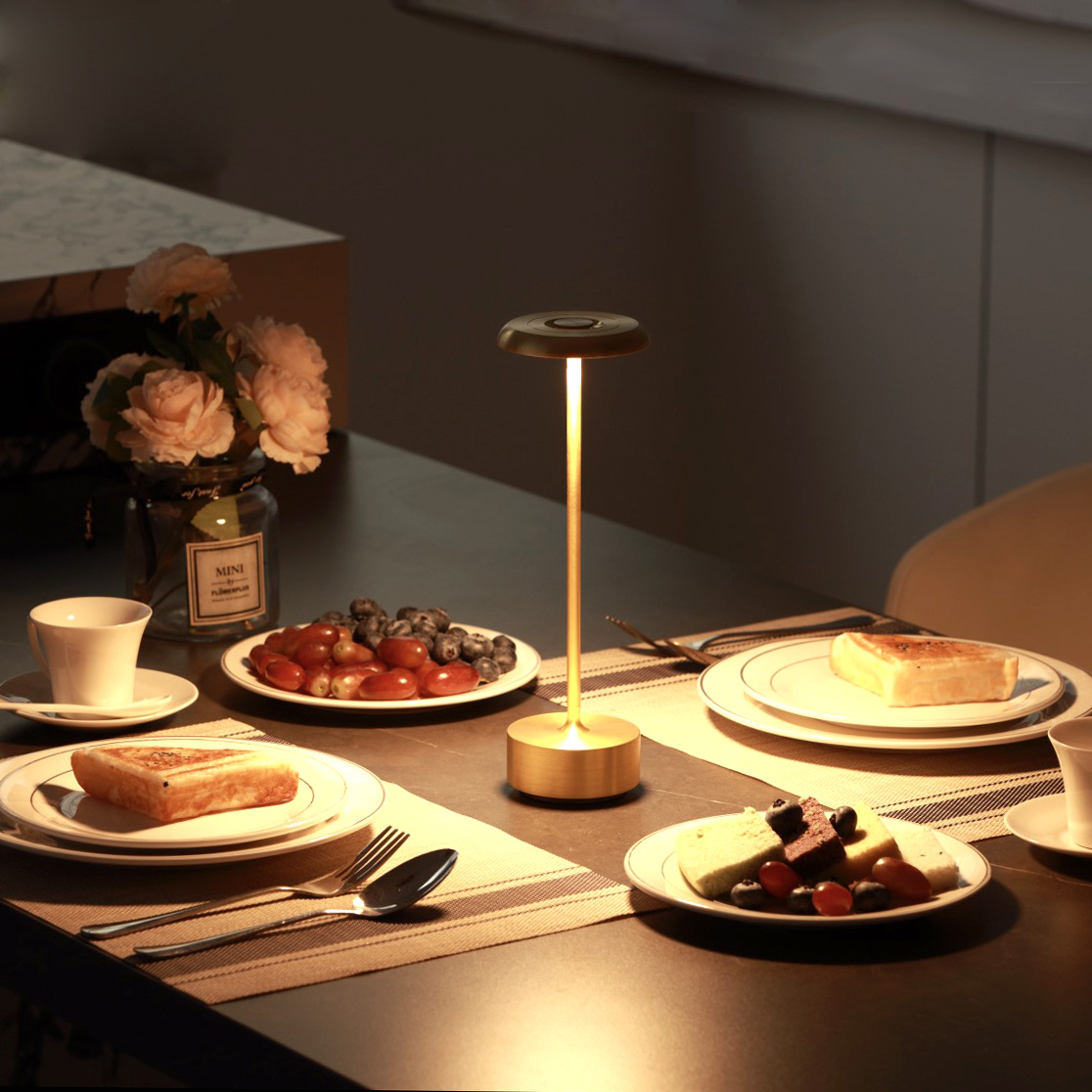 Original High-Quality All-Aluminum Rechargeable Led Table Lamp with a Sense of Atmosphere, Suitable for Outdoor Dining, Camping, Bedroom, and Bedside