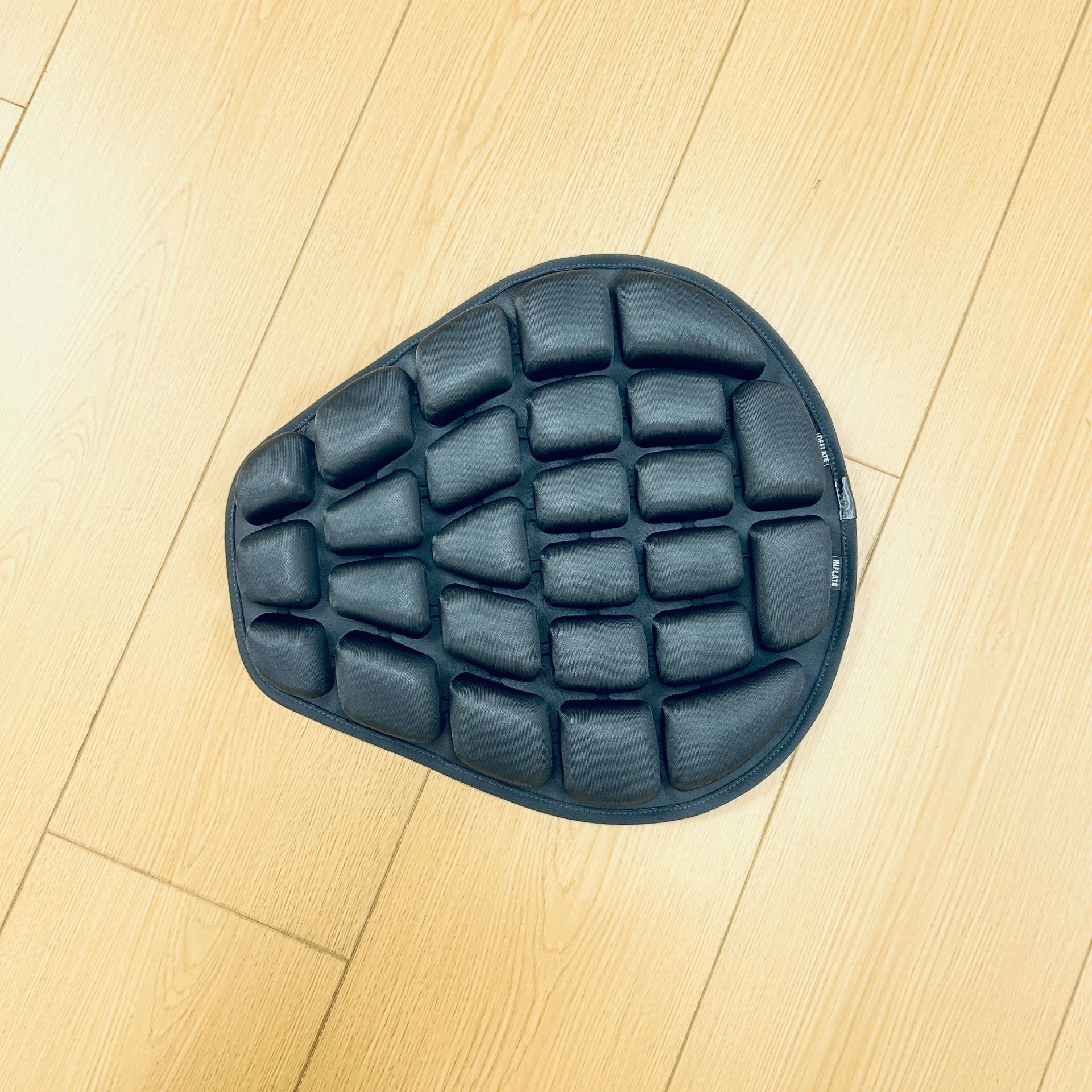 Tpu Inflatable Airbag Motorcycle Seat Cushion Cover, Pressure Relief, Shock Absorption, Breathable, Washable, Easy to Store, Customized