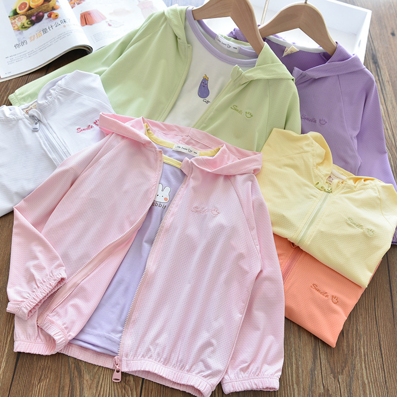 UPF50 + children's baby sun protection clothing summer boys and girls UV protection sun protection clothing children's lightweight ice silk coat