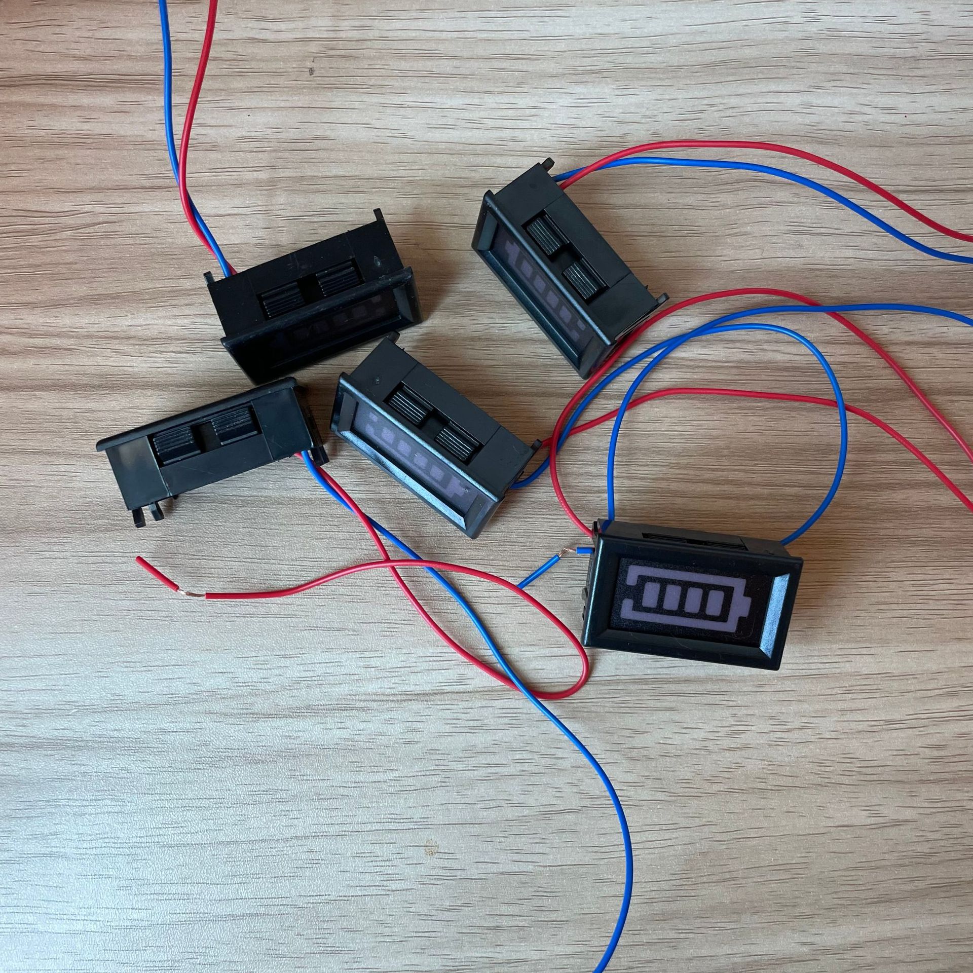 Supply Digital Power Meter Dc12V Lead-Acid Battery Lithium Battery Two-Wire Power Meter