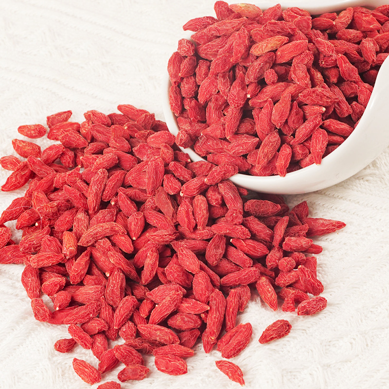 Authentic Ningxia Wolfberry Zhongning First Crop Red Wolfberry Wolfberry Selected Wolfberry No-Wash Soaked in Water for Soup and Wine