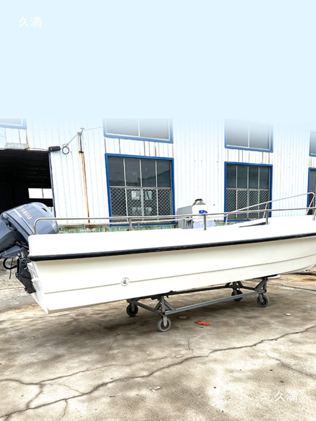 Yacht Luxury Yacht Fiberglass Speedboat High-Speed Boat Assault Boat Aluminum Alloy Lure Boat Sea Fishing Fishing Boat Others