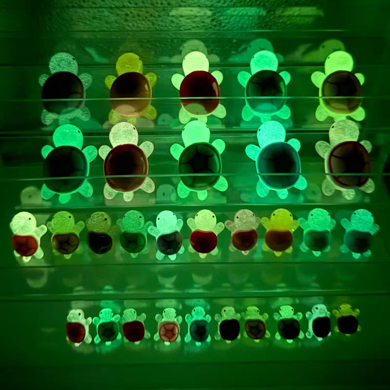 Серия мультяшных черепах интернет-знаменитостей, микро-ландшафтные украшения для аквариумов, милые яркие маленькие черепахи, светящиеся украшения