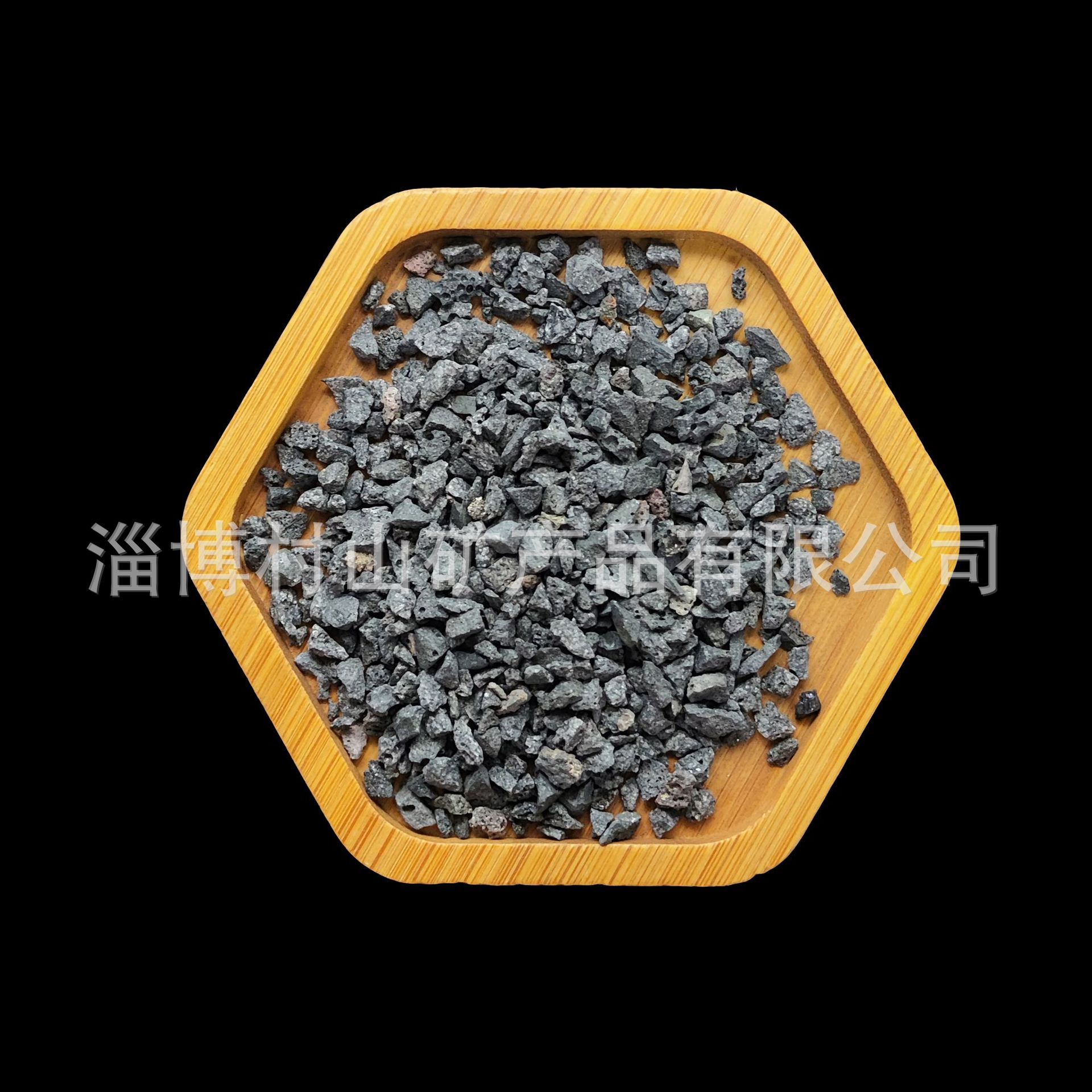 Сырая руда свинцово-цинковой руды содержит золото, серебро и медь. Добро пожаловать в горную зону для проб и тестирования на месте