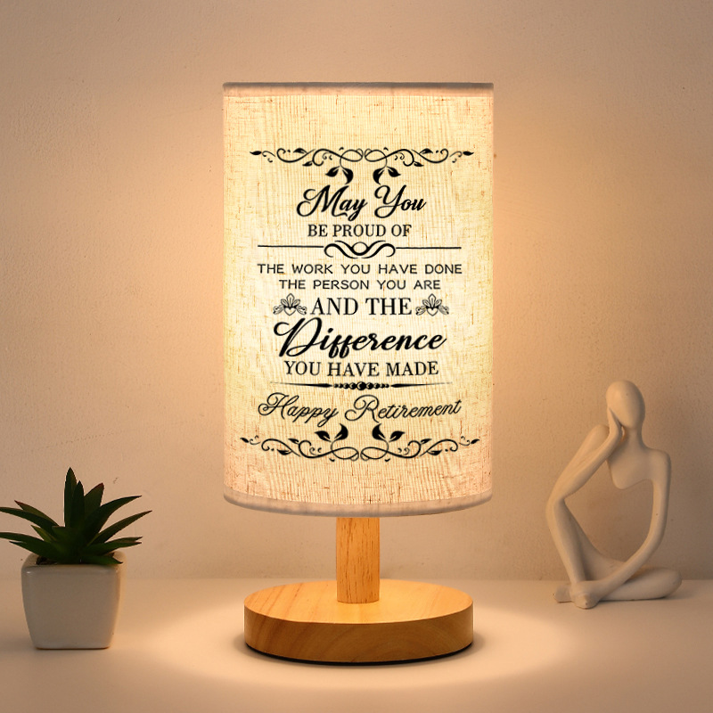 Скандинавская настольная лампа с тканевым чехлом, современный инстаграмный креативный декор для спальни, USB зарядка, дистанционное управление, теплый ночник для защиты глаз