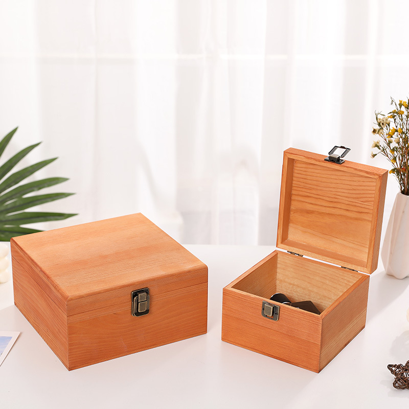 Eternal Flower and Wood Box Accompanying Gift Wooden Box European Wedding Gift Box Gift Glass Lid Pine Candy Box Spot