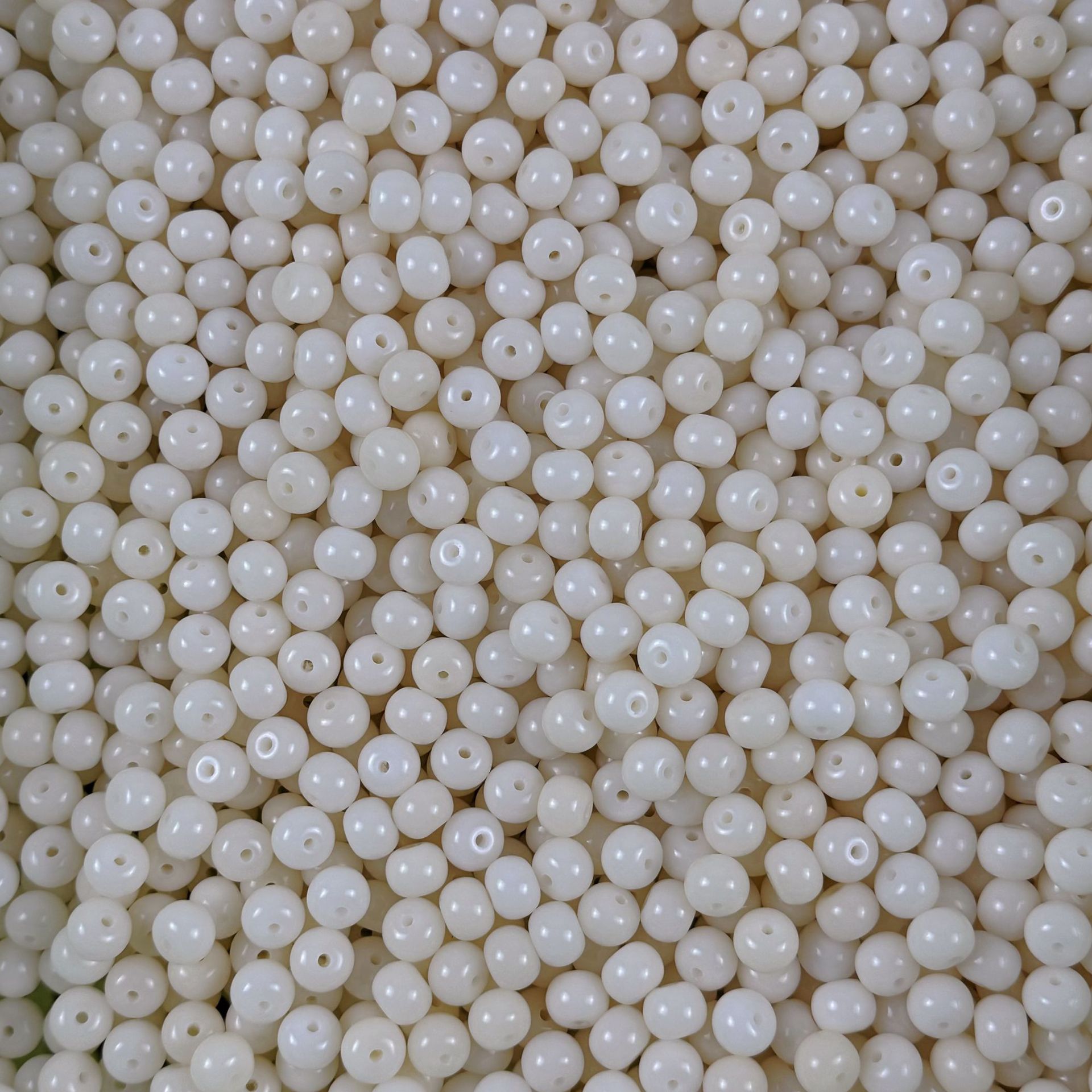 Apple round bodhi loose beads wholesale 8*10mm bodhi loose beads diy hand string hand-held men's and women's soft beads around the fingers