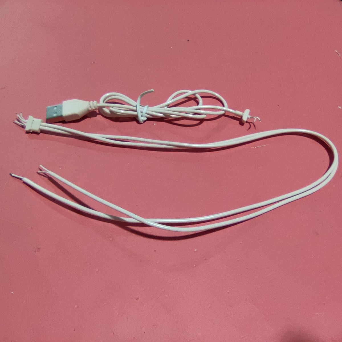 Single-Head USB to Stripping and Tin-Plated Charging Cable Suitable for Sex Toys, Multiple Vibrator Power Cords